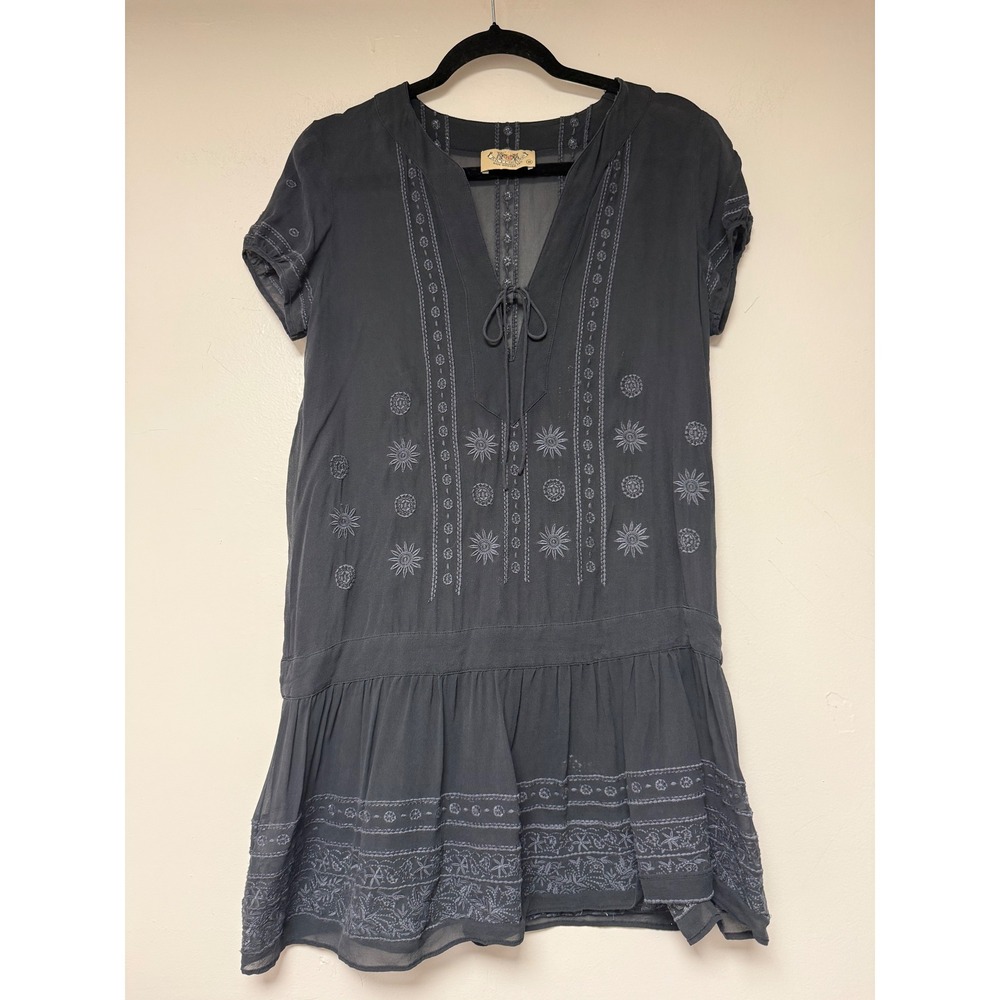 Juicy Couture Dress Womens Medium Gray Embroidered Boho Short Sleeve Mini
